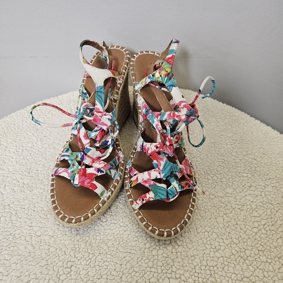 Sugar Colorful Strappy Wedge Sandals Size 8.5 - Picture 11 of 16